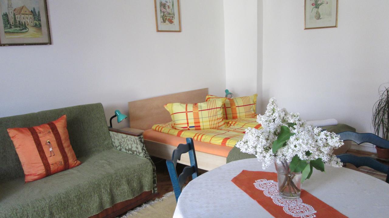 Garden City Apartment Cluj-Napoca Luaran gambar